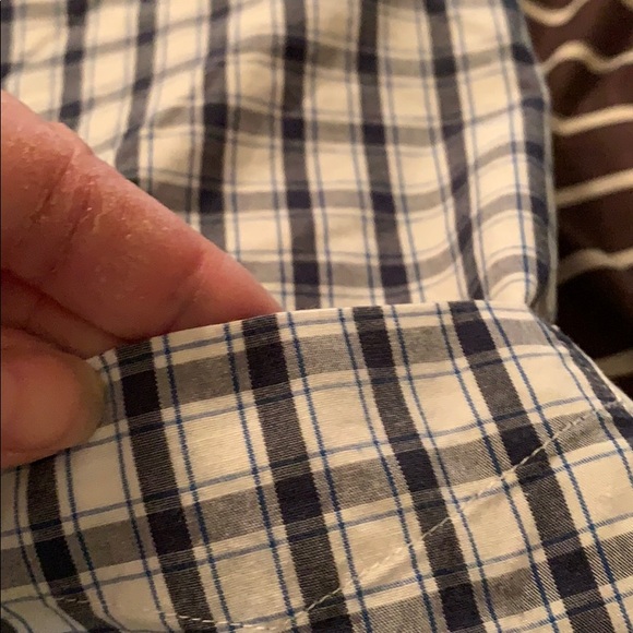 💥2/$20💥Men’s Chaps button down - Picture 2 of 5